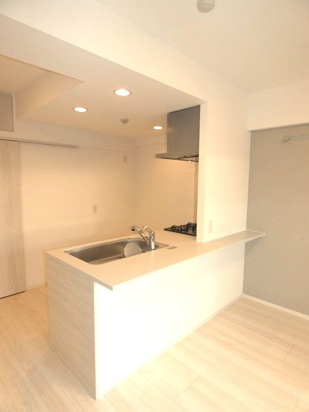 コンフォリア二葉  キッチン