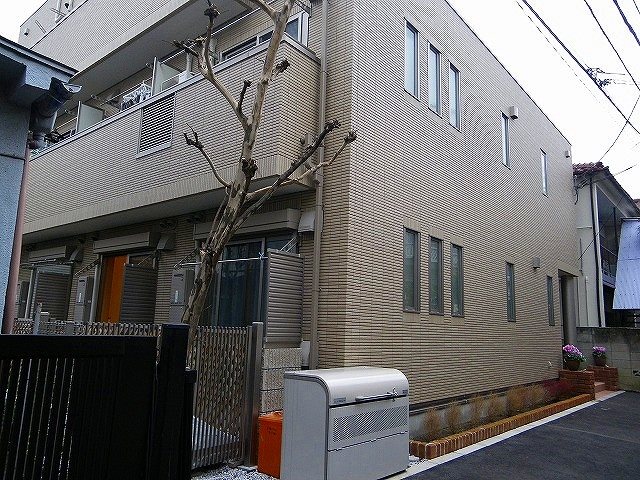 インブルーメンハイン   101号室 外観