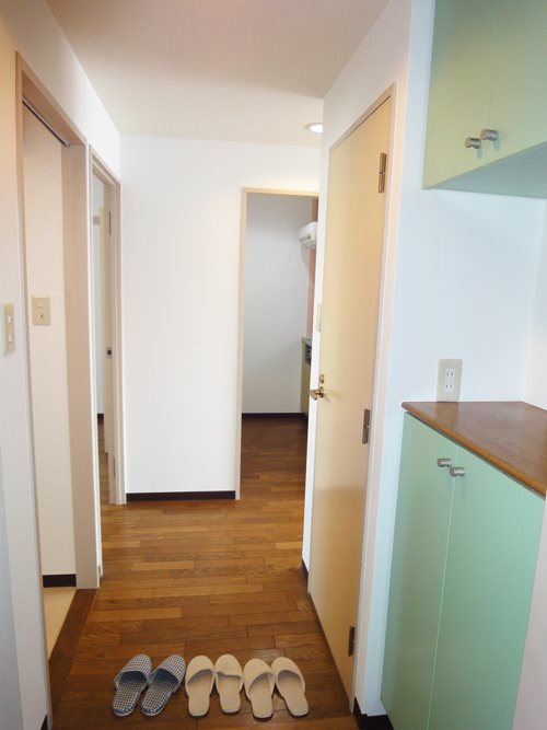 リバーサイドマンションB棟 玄関