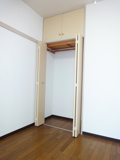 リバーサイドマンションB棟 ベッドルーム