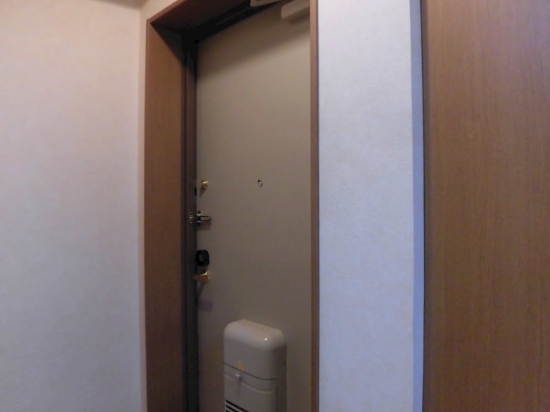 メゾン・クラッソ 玄関