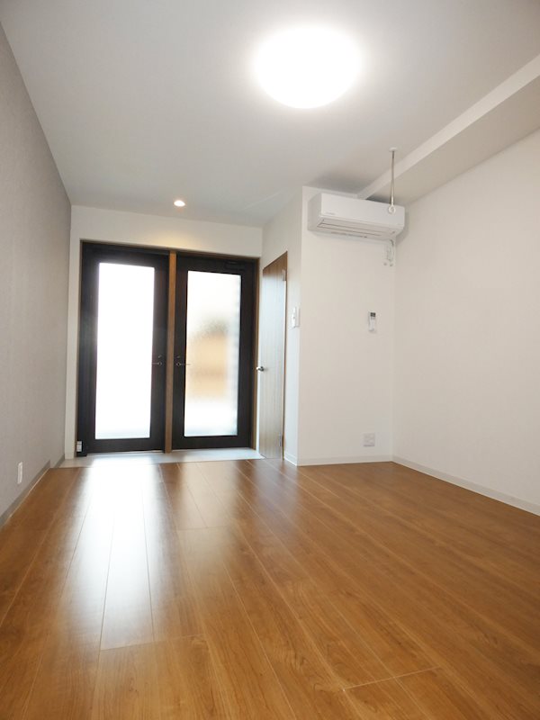 Kukuna Omori リビング