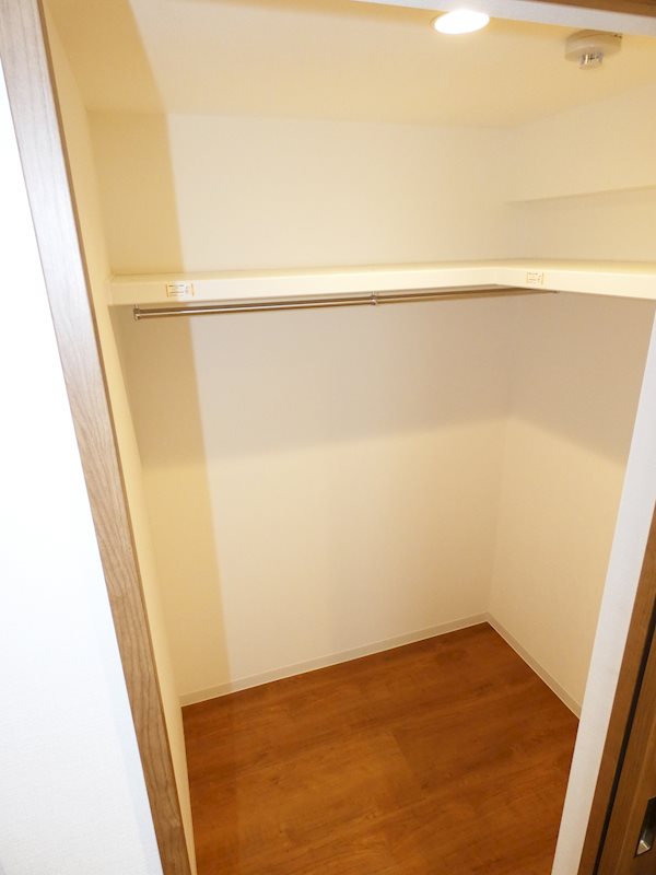 Kukuna Omori ベッドルーム