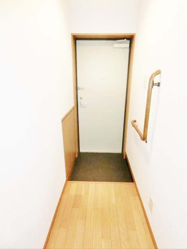 ハイムKー１ 玄関