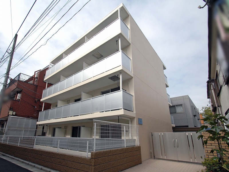 レオパレスカナンの家 301号室 外観