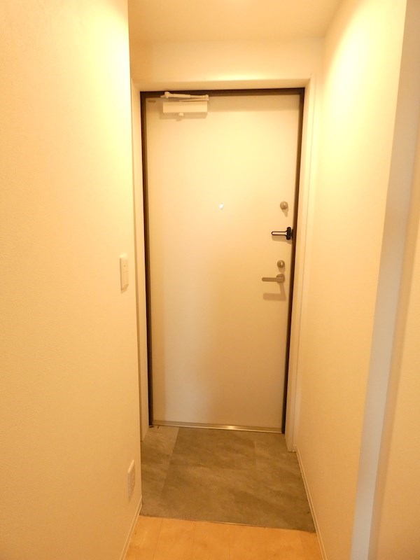 SYNEX NISHI-OI  玄関