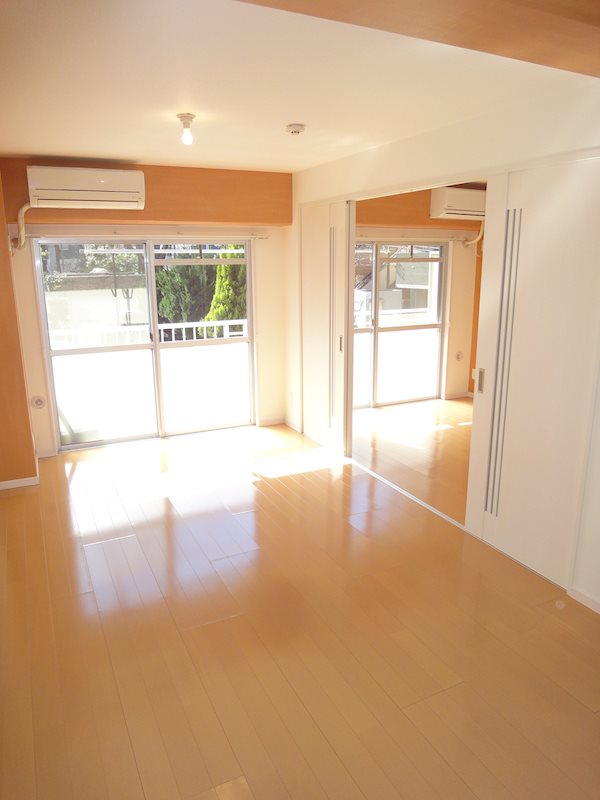 第一新世界ビル  リビング