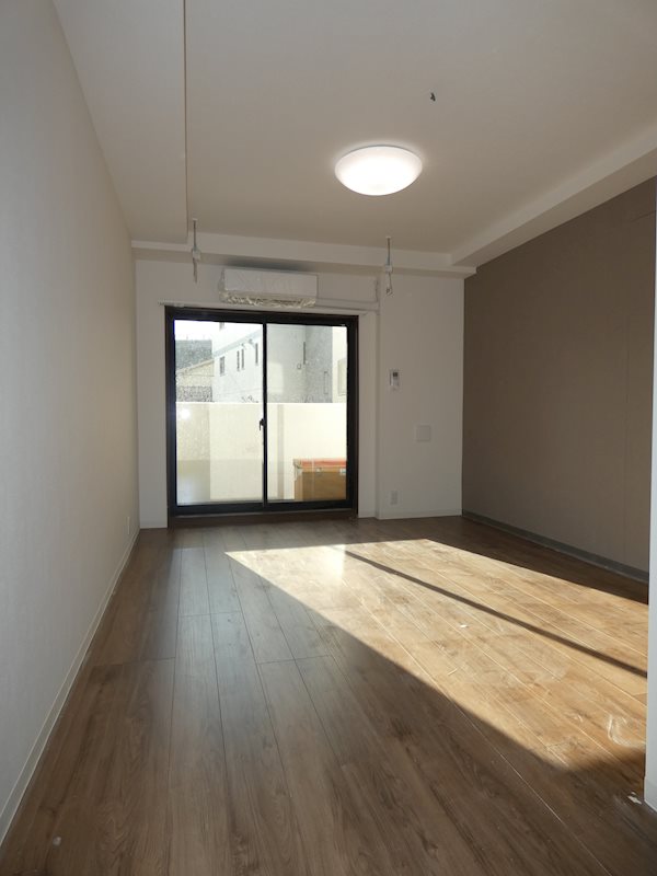 Kukuna Omori リビング