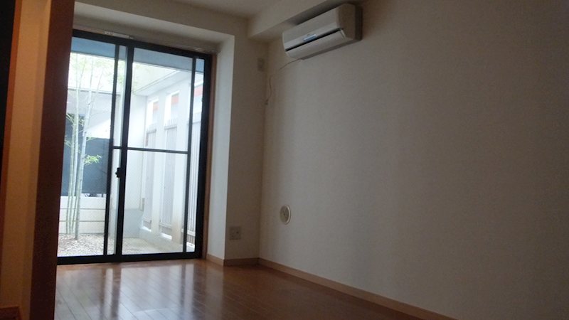 mar ベッドルーム