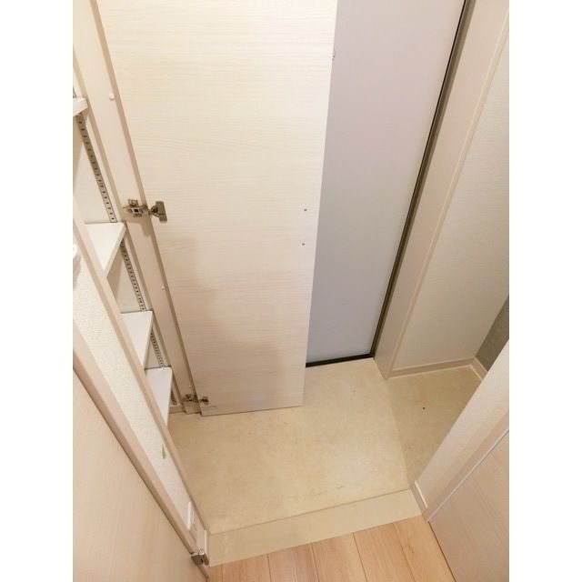 ウェルスクエアイズム大井町 玄関