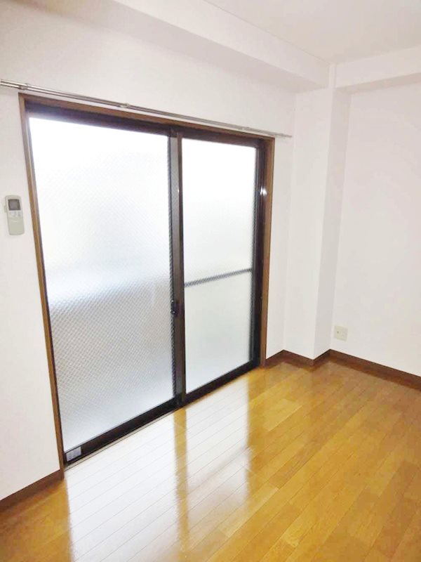 アーバンロジェ リビング