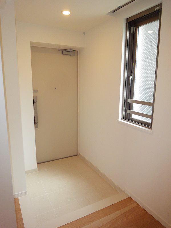 フレンシア大森山王 玄関