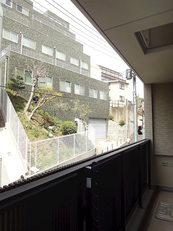 フレンシア大森山王 ベランダ