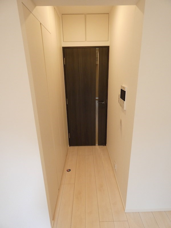 アジールコート東大井 玄関