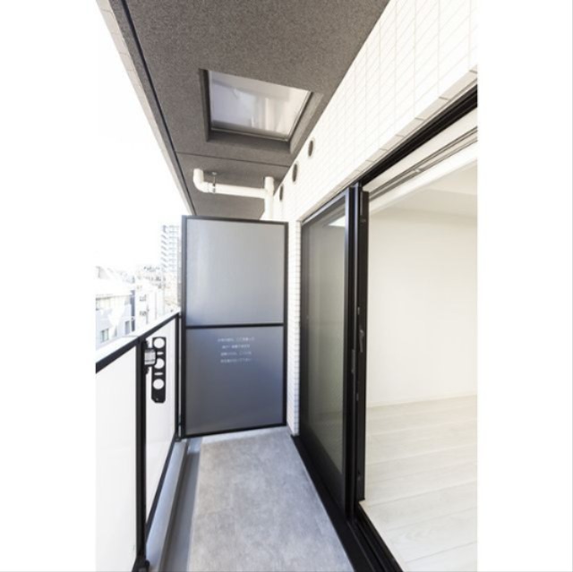 コンフォリア・リヴ品川南大井 ベランダ