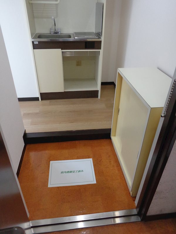 ハイム花房  玄関