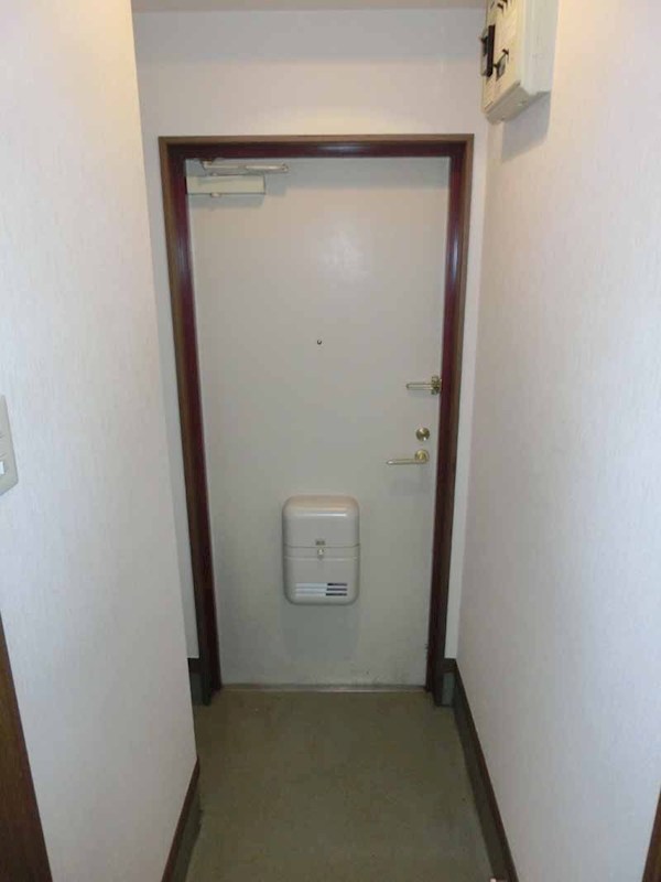 アーバンロジェ 玄関