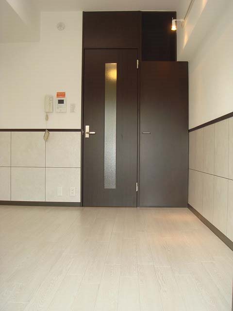 三越ゼームス坂マンション リビング