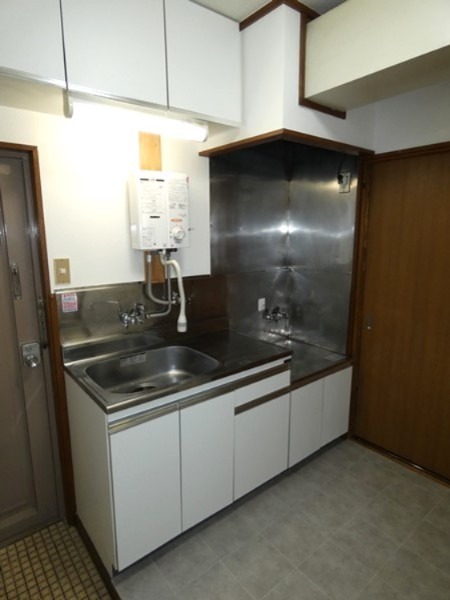 ハイツハピネス キッチン