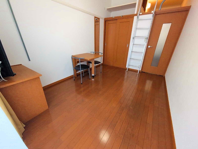 レオパレスグランシャリオ リビング