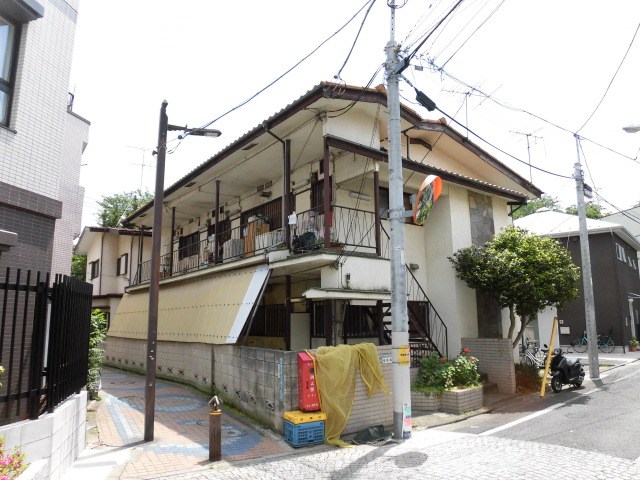 紫苑荘 208号室 外観