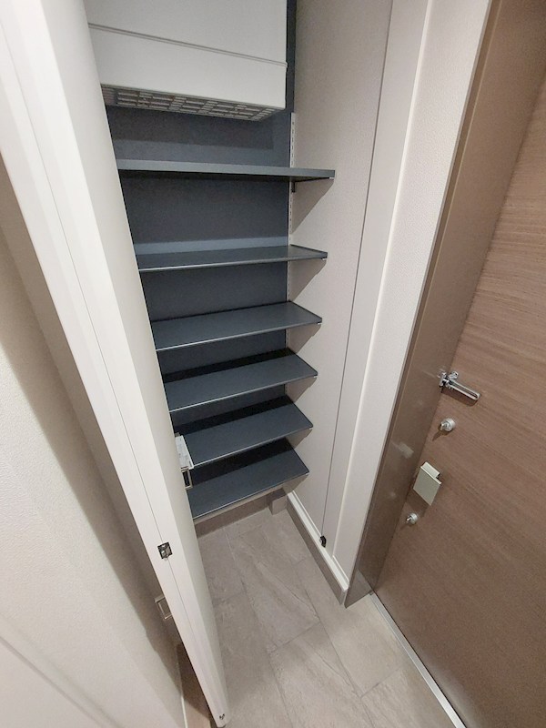 南品川6丁目戸建 玄関