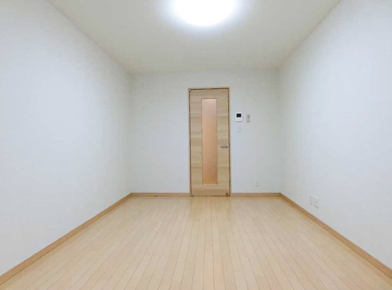 プログレス リビング