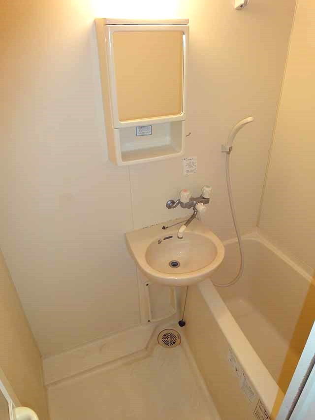 チャペルヒル東大井   風呂画像