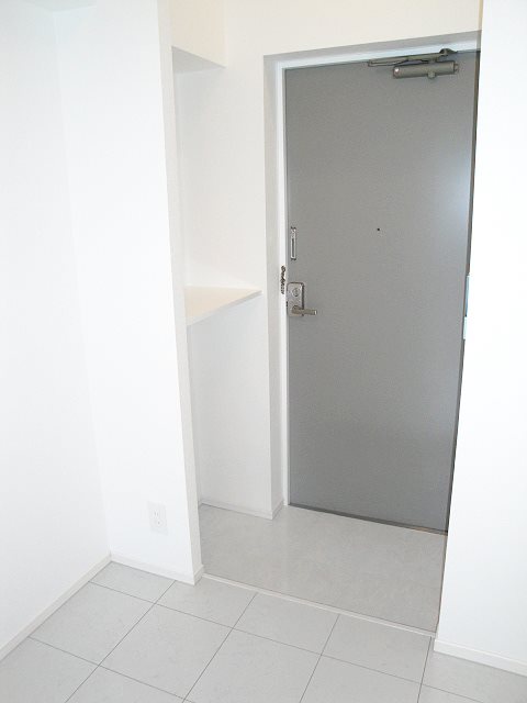 テラッサエスト 玄関