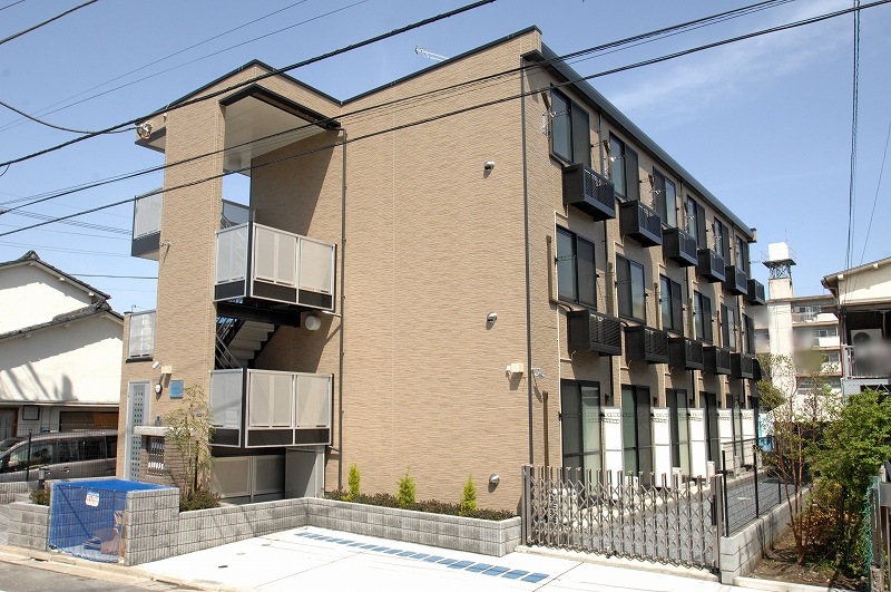 レオパレスクリムゾン矢口 302号室 外観