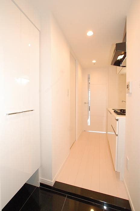 グランドコンシェルジュ蒲田 玄関