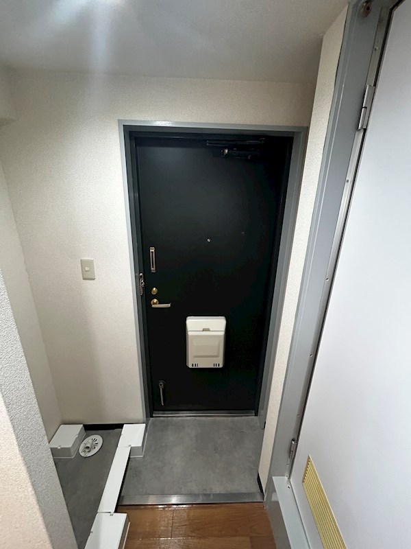 ハイツ朱鷺  玄関