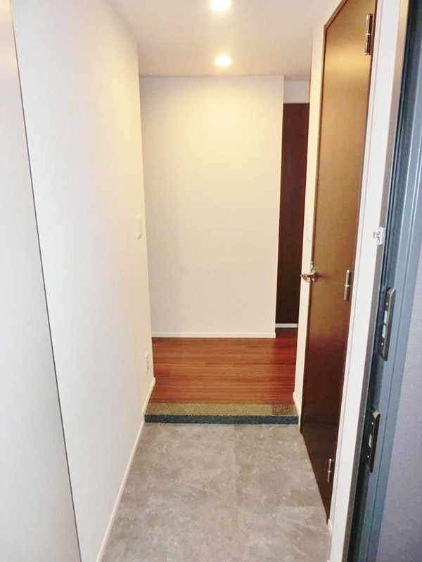 プラネソシエ大森山王 玄関