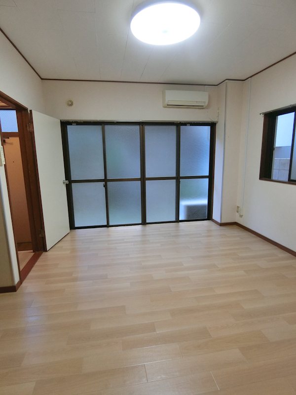 ハイツカワムラ  ベッドルーム