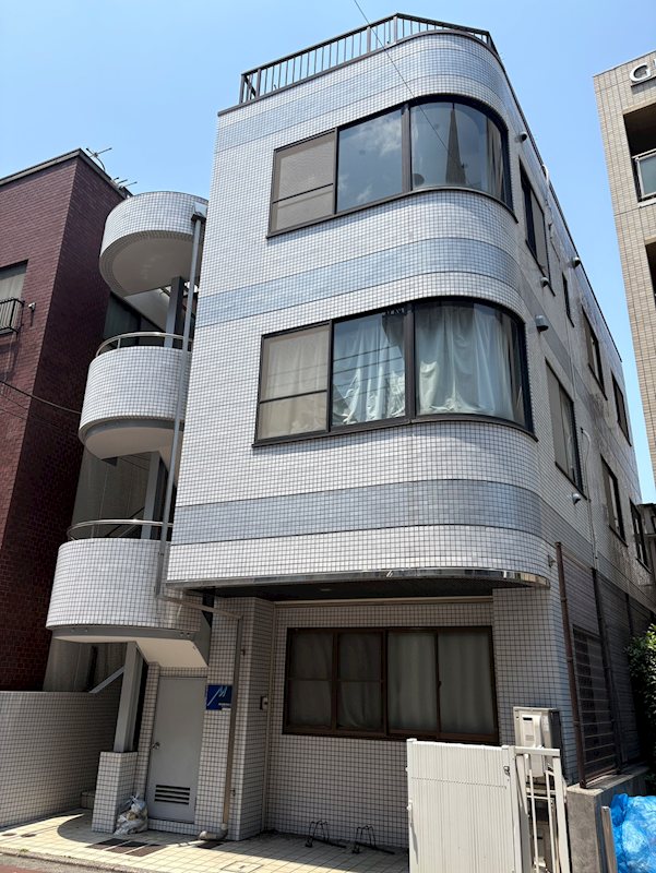 岡ビル   301号室 外観