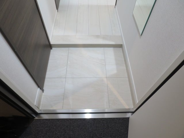 ブライズ大森東クアトロ 玄関