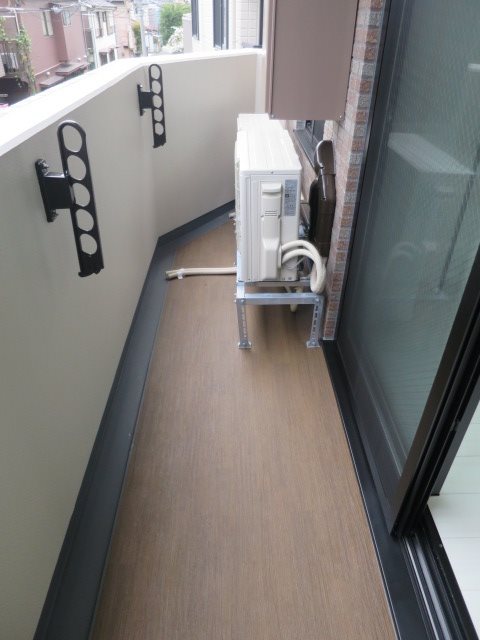 ブライズ大森東クアトロ ベランダ