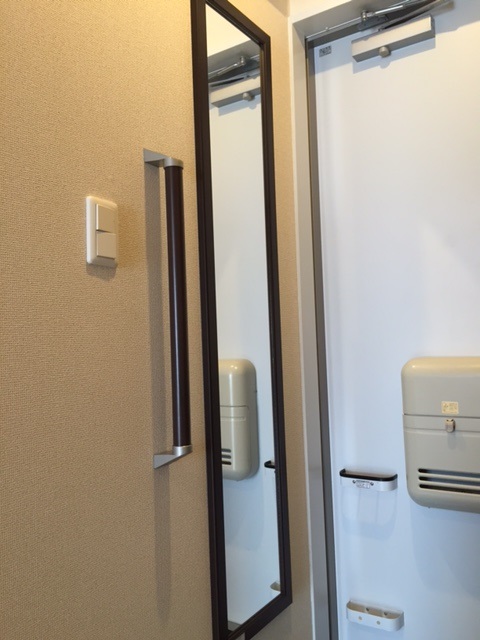 クレイノアザレア 玄関