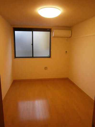 レオパレスＴ＆Ｔ リビング