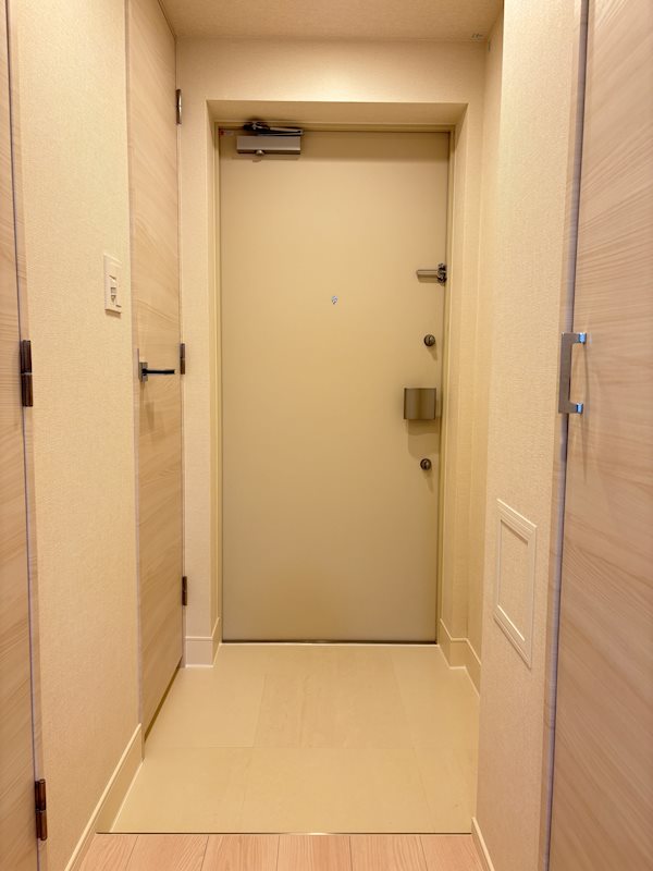 ディアレイシャス田園調布本町 玄関