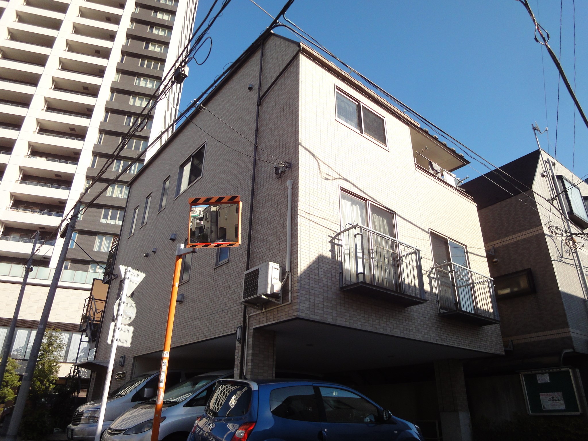 ファミリア大井町 203号室 外観