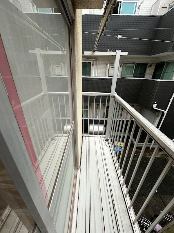 ハウス目黒本町 ベランダ