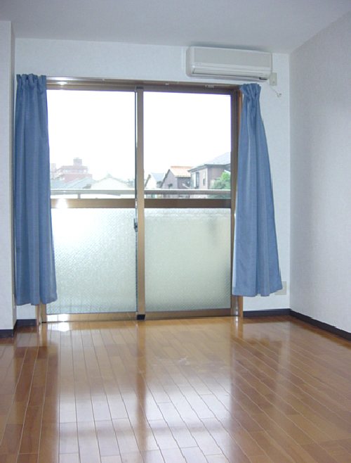 M&amp;#39;s Court その他1