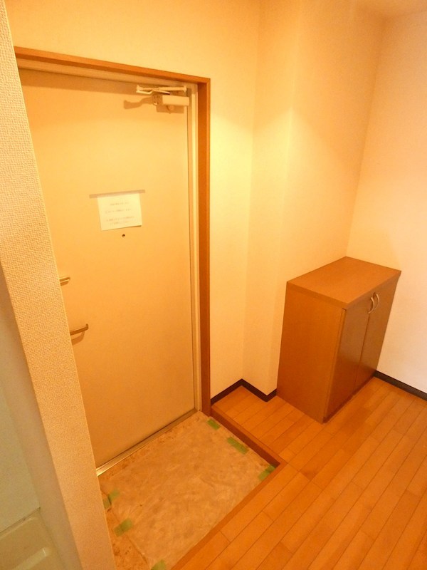 エムズコート 玄関