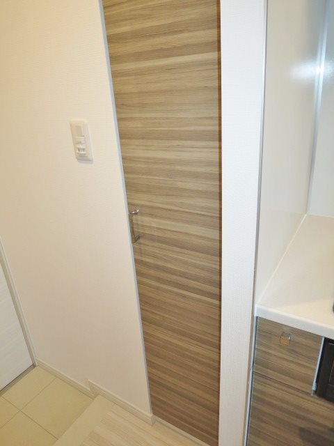 その他16