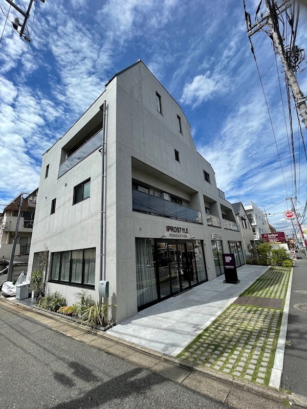 アーバンシェルター 201号室 外観