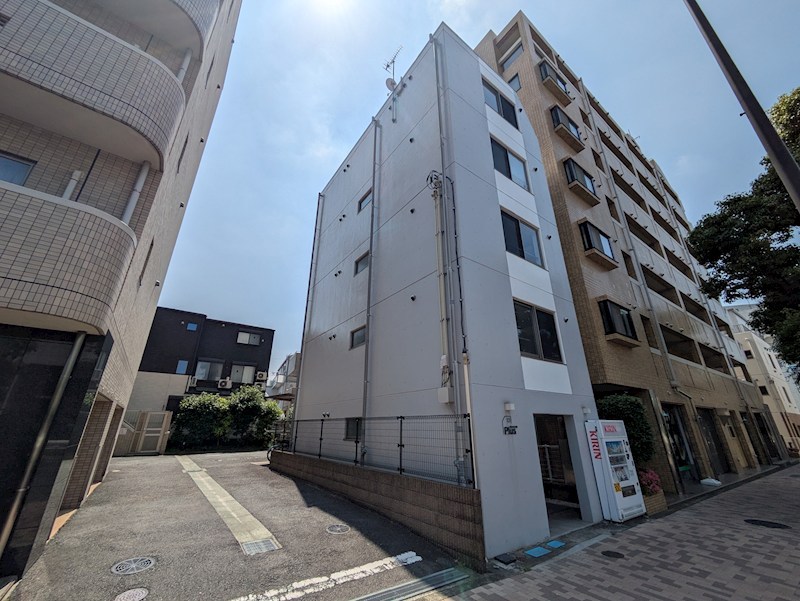 plus kitasenzoku 301号室 外観