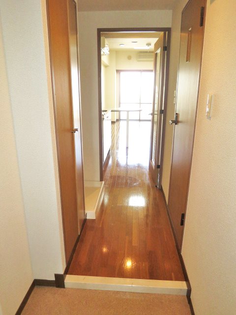 カーサ大井町 玄関