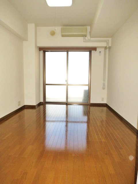 カーサ大井町 リビング