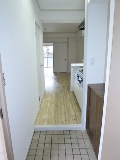 大井山中マンション 玄関